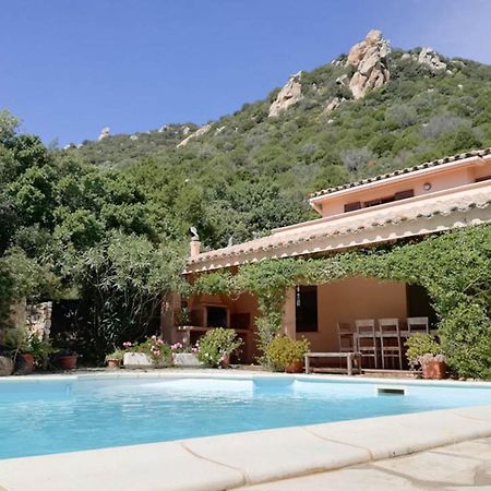 Villa Bellavista Con Piscina Privata, Vista Mare Vicino A 维拉西米乌斯 外观 照片