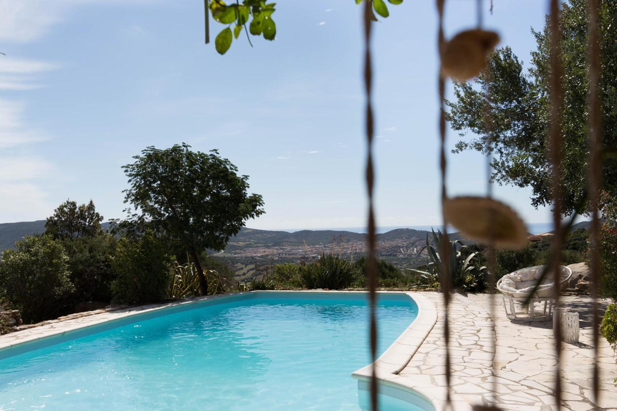 Villa Bellavista Con Piscina Privata, Vista Mare Vicino A 维拉西米乌斯 外观 照片